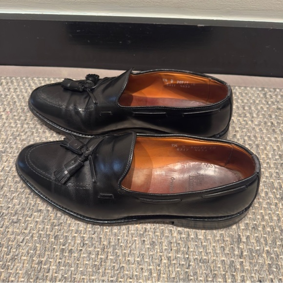 Allen Edmonds Elegant Black Tassel Loafers 9.5 Men’s Shoes main image 4